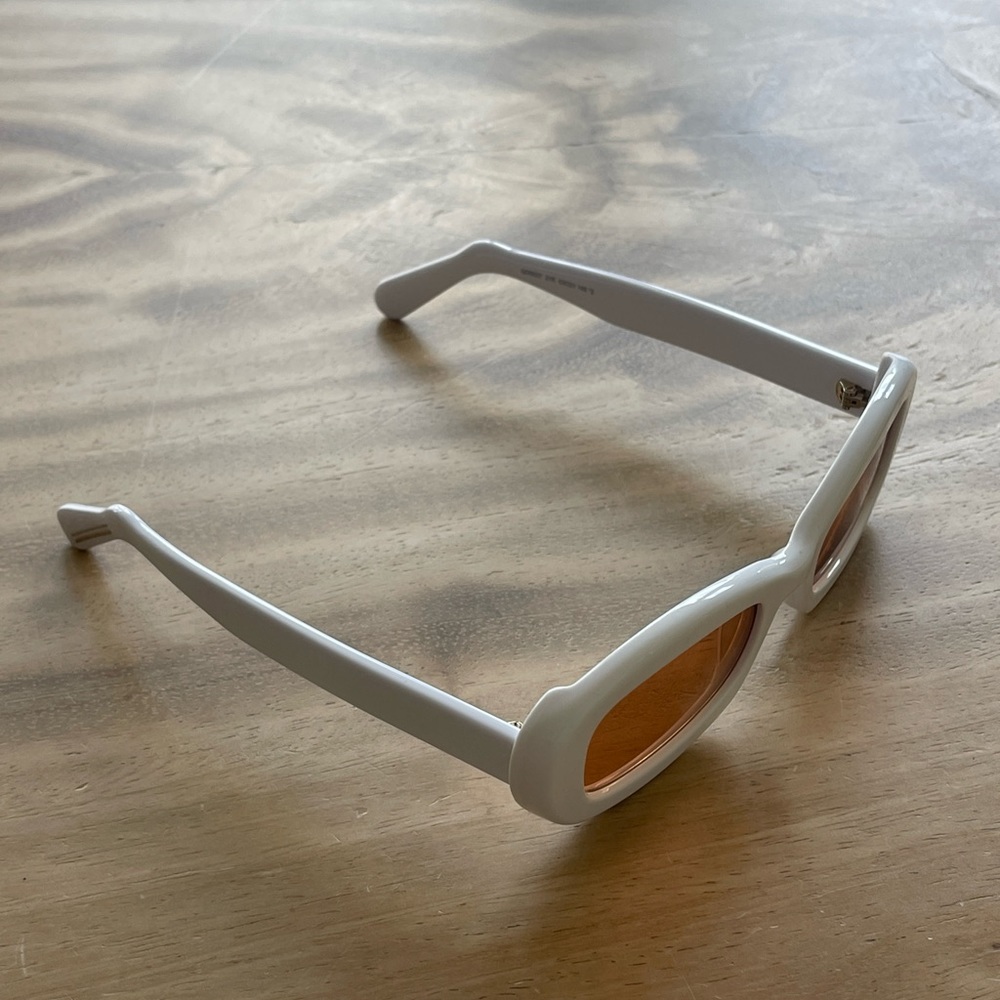 GCDS WHITE ROUND SUNGLASSES - Picture 3 of 5